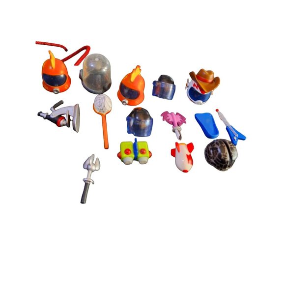 Tech Deck Dude lot of 14 Helmets, Hats, Butterfly Net, Microscope. Rocket Ship - Picture 5 of 7